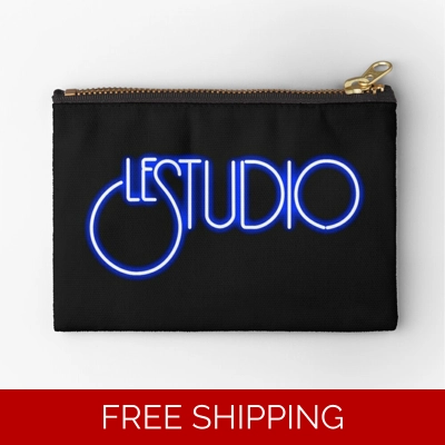 Le Studio Zipper Pouch A White & Blue Logo